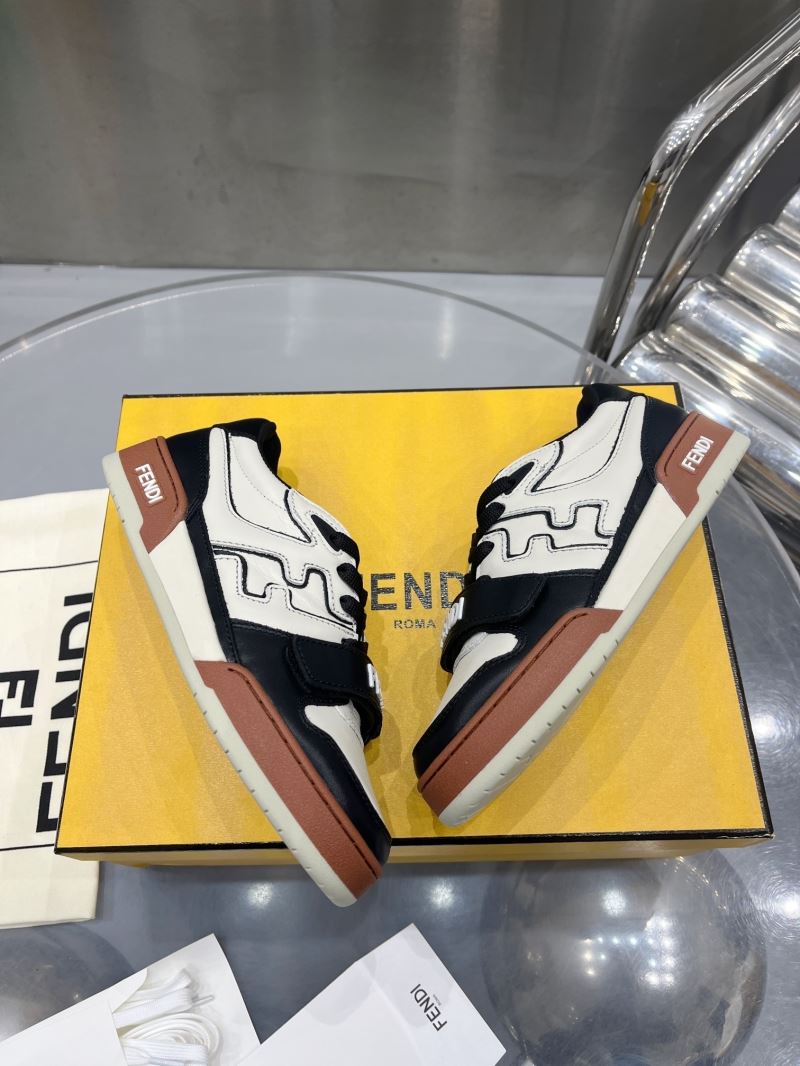 Fendi Low Shoes